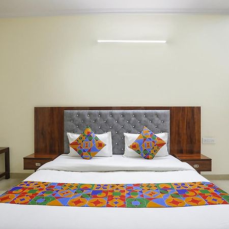 Fabexpress Asp Royal Residency Inn- Janakpuri Дели Экстерьер фото