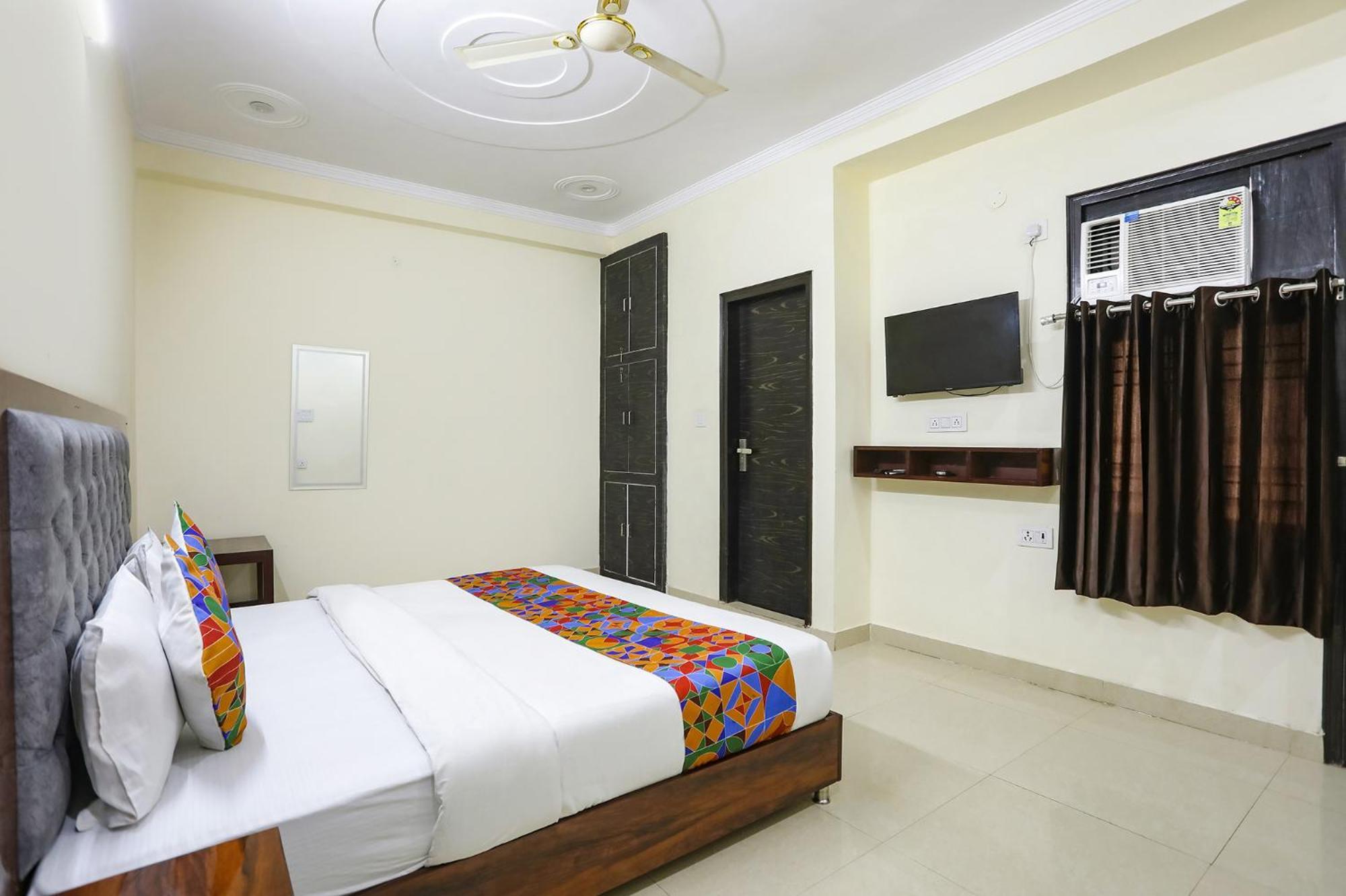 Fabexpress Asp Royal Residency Inn- Janakpuri Дели Экстерьер фото